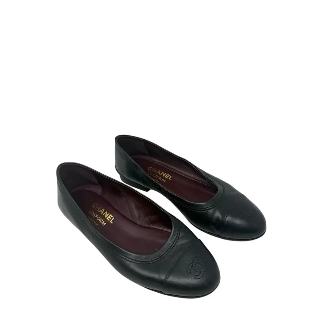 Chanel Lambskin Cap Toe CC Uniform Ballet Ballerina Flats Size 38.5